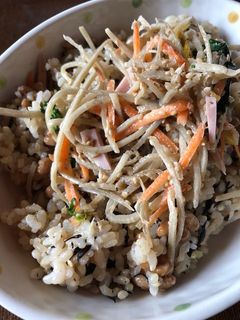 納豆とごぼうサラダのアレンジご飯-レシピのメイン写真