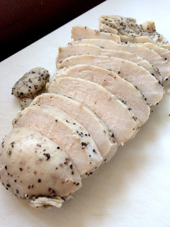 【簡単しっとり】鶏ハムの作り方♪-レシピのメイン写真