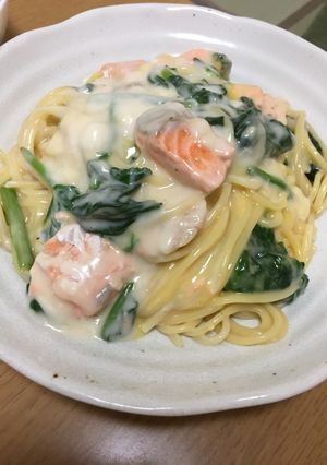 鮭とほうれん草の味噌クリームパスタ-レシピのメイン写真