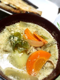 野菜が美味しい!豆乳汁☆豚汁リメイクにも-レシピのメイン写真