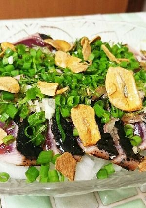 ごま油で食べる薬味たっぷり鰹のたたき☆-レシピのメイン写真