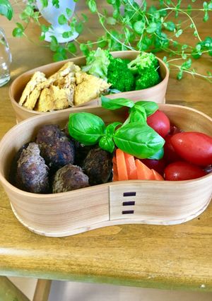 ワインソースのハンバーグワッパお弁当-レシピのメイン写真