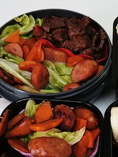 白菜と人参とソーセージの醤油炒め-レシピのメイン写真
