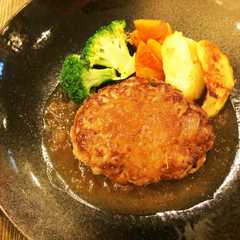 รูปของ あるもので絶品✨お肉に合う新玉ねぎソース