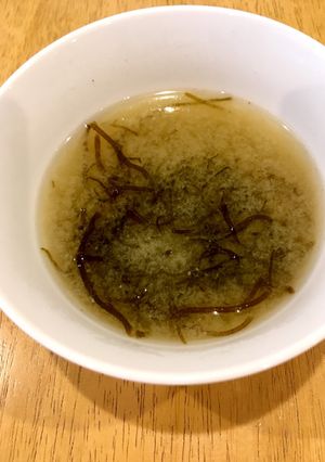 ワンカップ味噌汁(沖縄産生もずく)-レシピのメイン写真