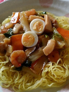 揚げ麺の五目あんかけ【柏市学校給食】-レシピのメイン写真