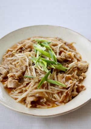 直ぐ出来る【豚もやしのピリ辛味噌あん】-レシピのメイン写真