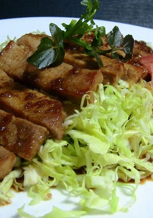 もりもりキャベツさっぱりポークソテーのせ-レシピのメイン写真