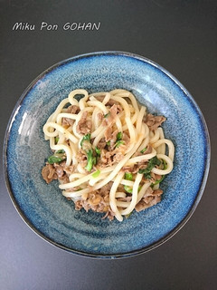 牛肉と小松菜のレンチンうどん【リメイク】-レシピのメイン写真