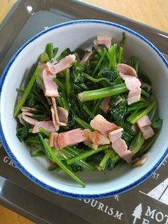 クィーンクック☆ベーコンとホウレン草炒め-レシピのメイン写真
