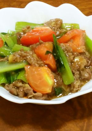 トマト入り★牛肉と小松菜のオイスター炒め-レシピのメイン写真