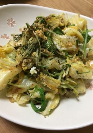 ピリ辛♪水菜とキャベツの塩昆布炒め-レシピのメイン写真