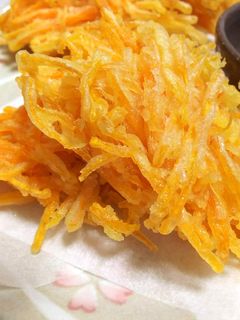 ふんわり~サクサク!千切り人参のかき揚げ-レシピのメイン写真