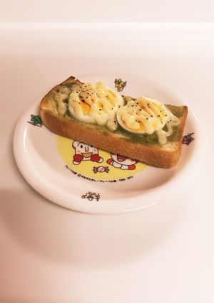 ❁ゆで卵とパクチーソースのトースト❁-レシピのメイン写真
