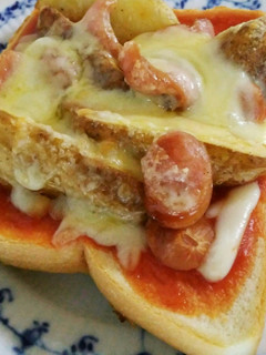 フライドポテトウインナーのチーズトースト-レシピのメイン写真