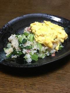 とろとろ卵のせ小松菜チャーハン-レシピのメイン写真