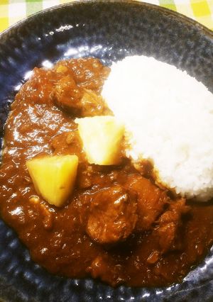 パインと安いステーキ肉DEビーフカレー♪-レシピのメイン写真