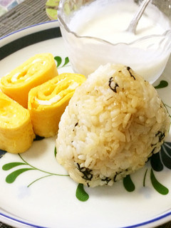 混ぜるだけ♪「わさび飯おにぎり」-レシピのメイン写真