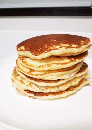 強力粉と薄力粉でふわふわホットケーキ-レシピのメイン写真