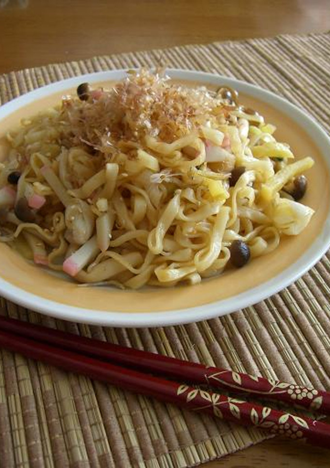 だし香る♬艶うどんで焼きうどん-レシピのメイン写真