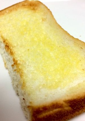 塩バターパン☆簡単に食パントースト☆-レシピのメイン写真