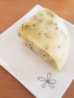 レンジでもっちりキウイヨーグルトケーキ-レシピのメイン写真