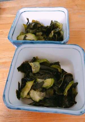 簡単安い副菜♪きゅうりとわかめのポン酢-レシピのメイン写真