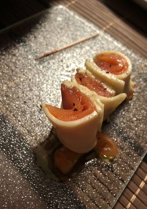 スモークサーモンのスライスチーズ巻き-レシピのメイン写真