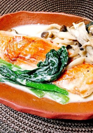 サーモンのクリーム煮(鮭のクリーム煮)-レシピのメイン写真