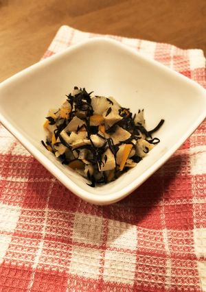 塩味シリーズ☆高野豆腐とひじきの煮物-レシピのメイン写真
