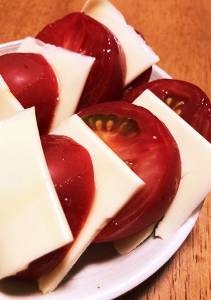 スライスチーズでカプレーゼ風-レシピのメイン写真