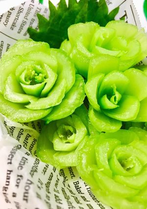 薔薇の小松菜サラダ-レシピのメイン写真