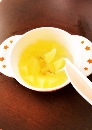【離乳食】りんごとイオン飲料で水分補給-レシピのメイン写真