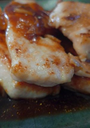 簡単！鶏胸肉グリルガーリックソースがけ-レシピのメイン写真