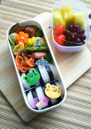 キャラ弁 カエルちゃんの梅雨弁当-レシピのメイン写真