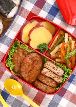 お弁当にぴったり♪野菜入りミニハンバーグ-レシピのメイン写真