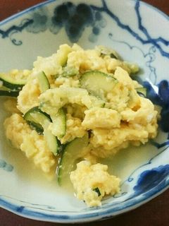 ズッキーニのおだしじゅわっと卵とじ-レシピのメイン写真