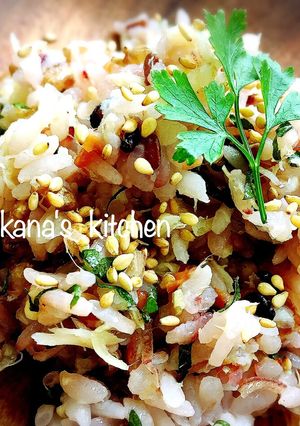 アジの開き☆梅☆香味野菜で簡単混ぜご飯♪-レシピのメイン写真