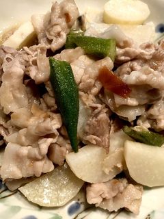 豚バラ肉と山芋オクラの梅肉炒め-レシピのメイン写真