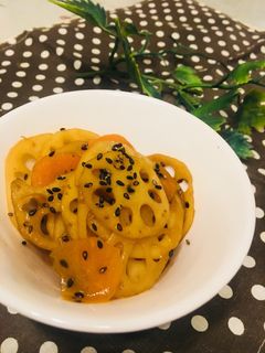 水煮で簡単!れんこんとにんじんのきんぴら-レシピのメイン写真