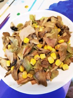 ブロッコリーの芯と舞茸の味噌バター炒め-レシピのメイン写真