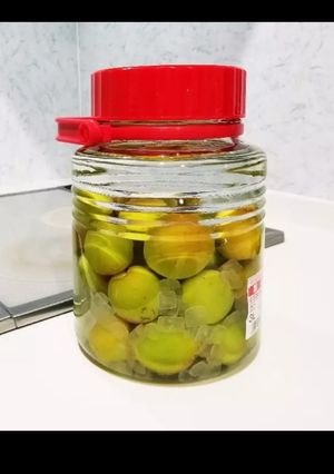 梅酒の作り方（漬け始めと出来上がり）-レシピのメイン写真