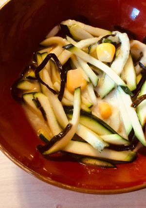 ズッキーニの塩昆布ヨーグルトサラダ-レシピのメイン写真