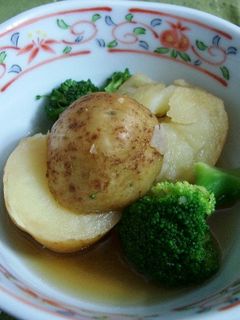 簡単♪新じゃがいもの揚げ煮-レシピのメイン写真