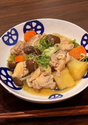 鶏もも肉の肉じゃが-レシピのメイン写真