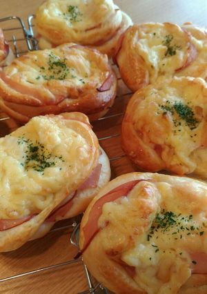 チーズたっぷりハムロール-レシピのメイン写真