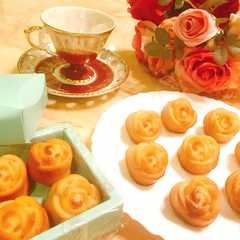 รูปของ 簡単☆混ぜて焼くだけ薔薇のフィナンシェ♪