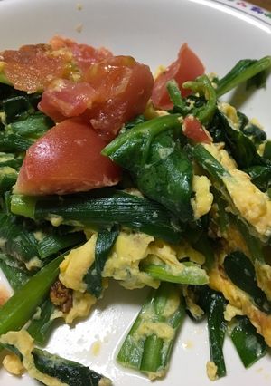 ほうれん草とトマトのニラ玉-レシピのメイン写真