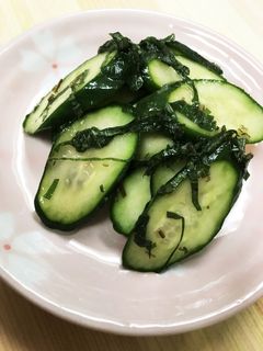 簡単☆サッパリ!きゅうりの梅しそ漬け-レシピのメイン写真