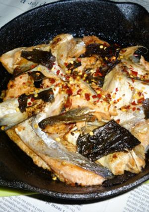 銀鮭のアラの焼き鮭＋樺太昆布の醤油漬け-レシピのメイン写真